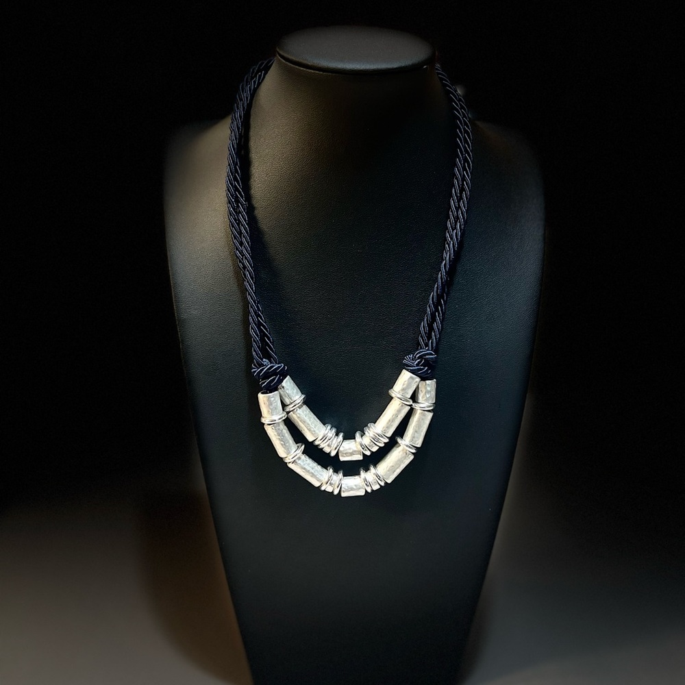 Chico's Necklace Navy Blue Rope Silver Tone Cylindrical Beads 20 - 22" Vintage